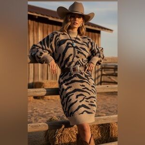 FREE PEOPLE En Saison designer sweater dress